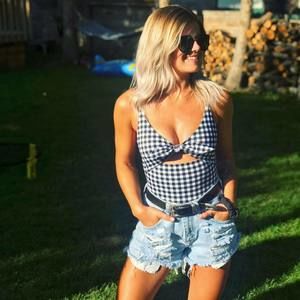 Meet your Posher, Alanna